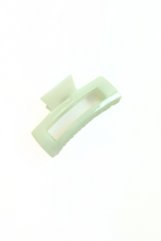 Load image into Gallery viewer, Xl Dreamy Claw Clip Jade Clawclips
