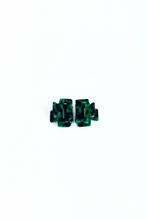 Load image into Gallery viewer, Xs Dreamy Claw Clip Emerald Clawclips
