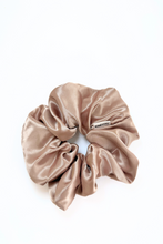 Load image into Gallery viewer, Smoky Quartz Dreamy Scrunchie By Tr Scrunchies

