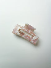 Load image into Gallery viewer, Mini Aurora Claw Clip Beverly Pink Clawclips
