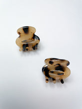 Load image into Gallery viewer, Ity Bity Claw Clip Set Light Tortoise
